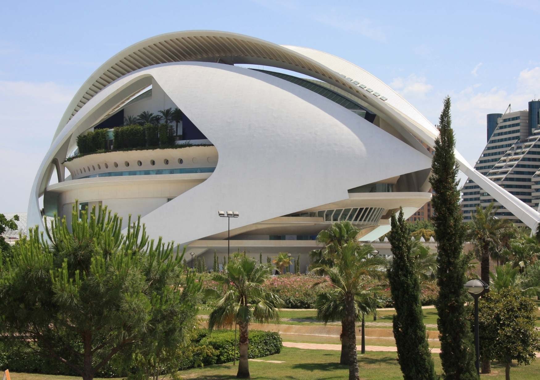 Discover Valencia background