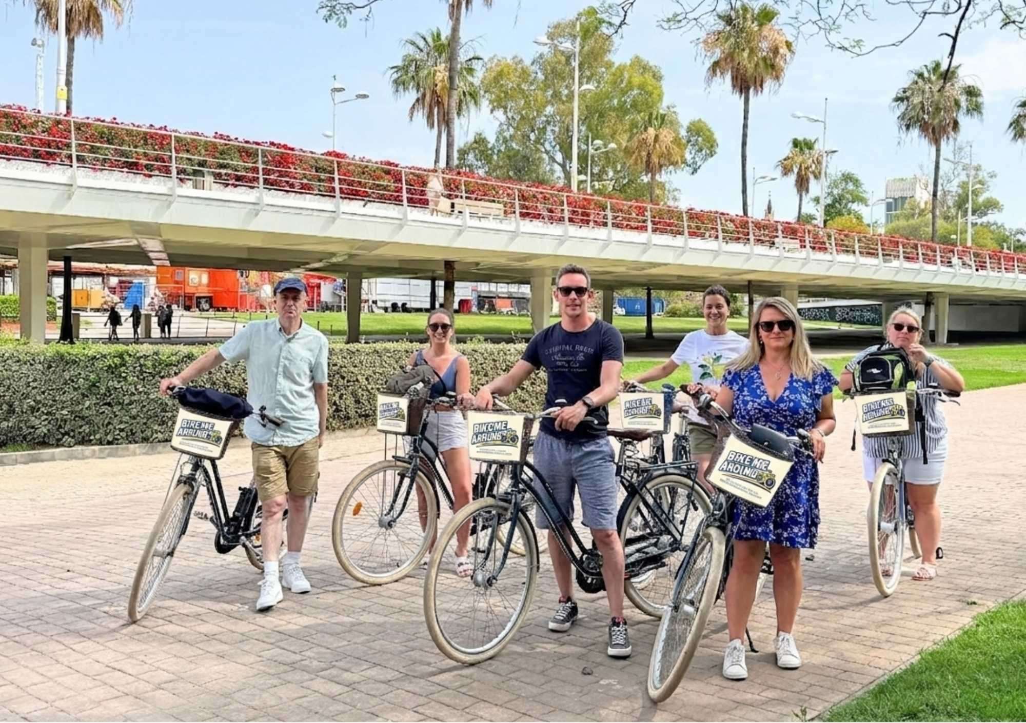 Private City to Beach Tour Thumbnail 3